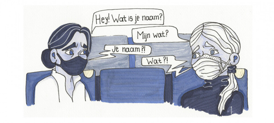 Eerstejaars roeien met de riemen die ze hebben
