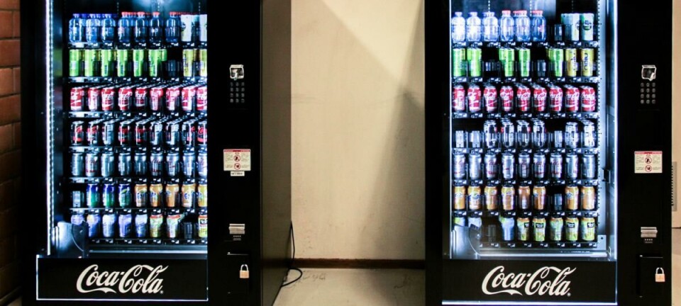 Alma pakt snacks en frisdranken aan