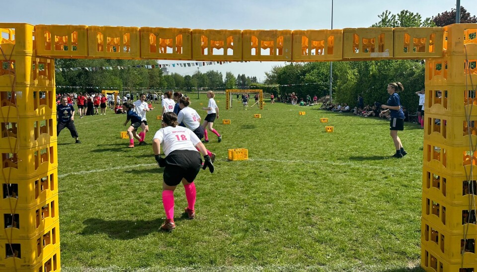 Zonneschijn, sjotten en pintjes: dit was het Europees Kampioenschap Bakvoetbal in Leuven