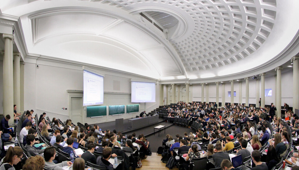 Moet ik straks 'Leuven Vlaams!' in het Engels roepen?