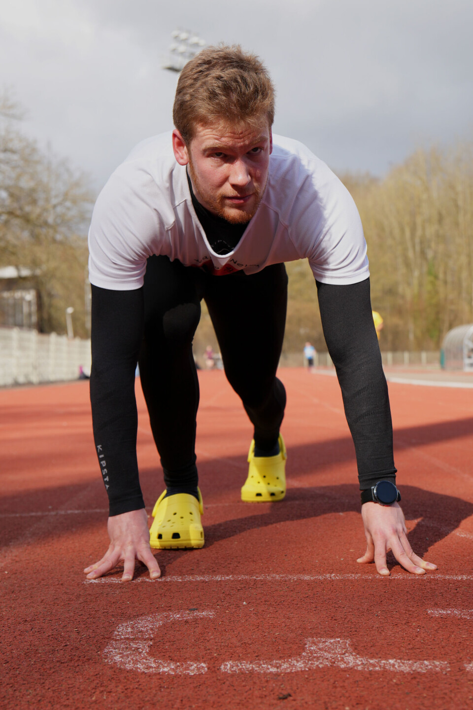 Student burgerlijk ingenieur probeert wereldrecord marathon op Crocs te verbreken