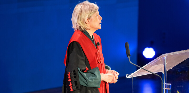 'Genocide' en 'minder regels': rector Vermeire houdt vast aan campagnebeloftes tijdens openingstoespraak