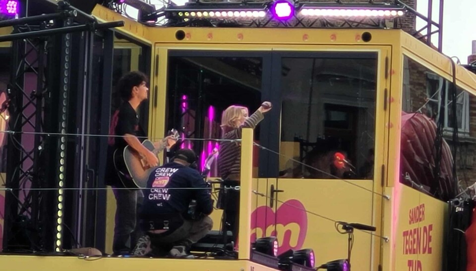 Zorgt concert Pommelien Thijs voor minder supporters?